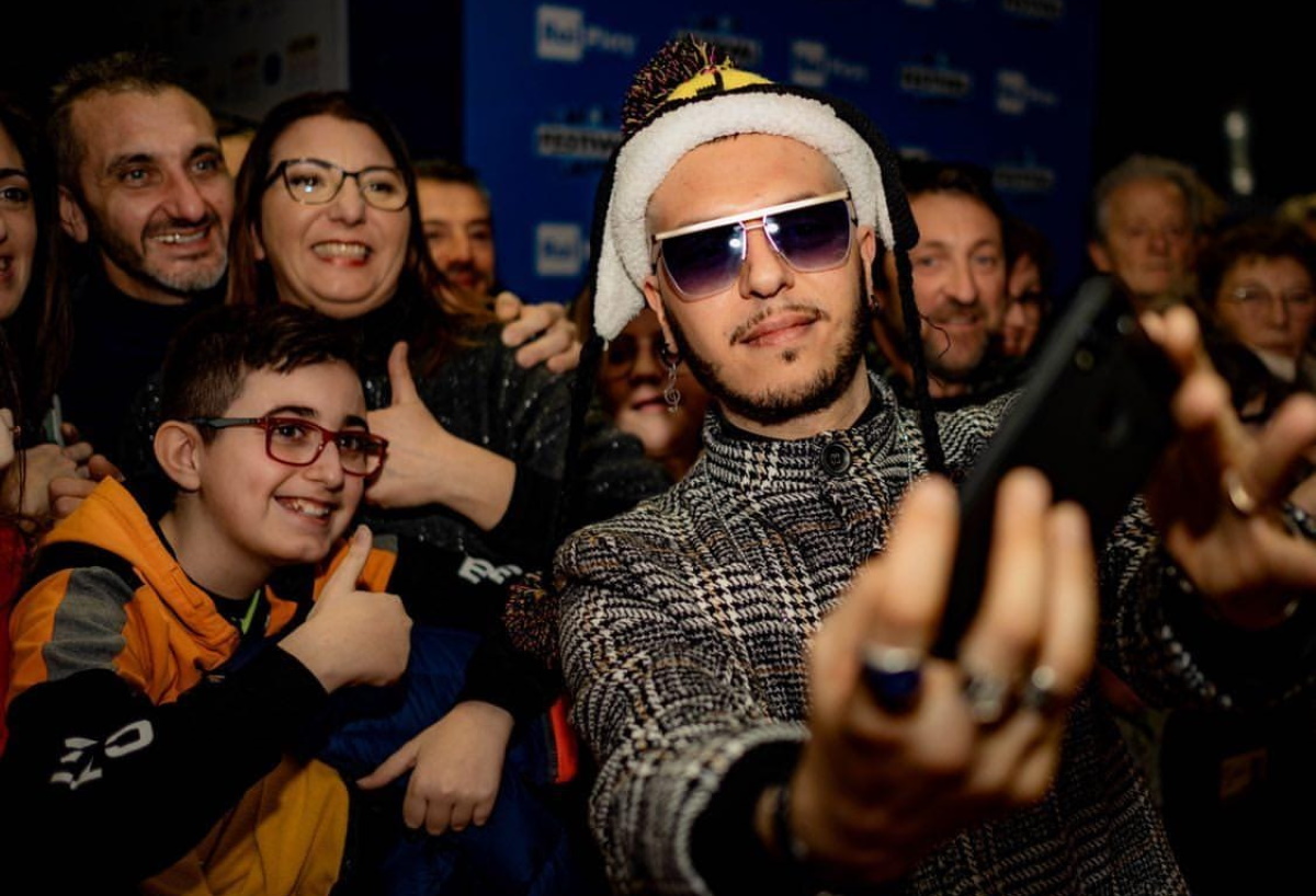 Marco Sentieri, Billy Blu progetto nelle scuole per sconfiggere bullismo