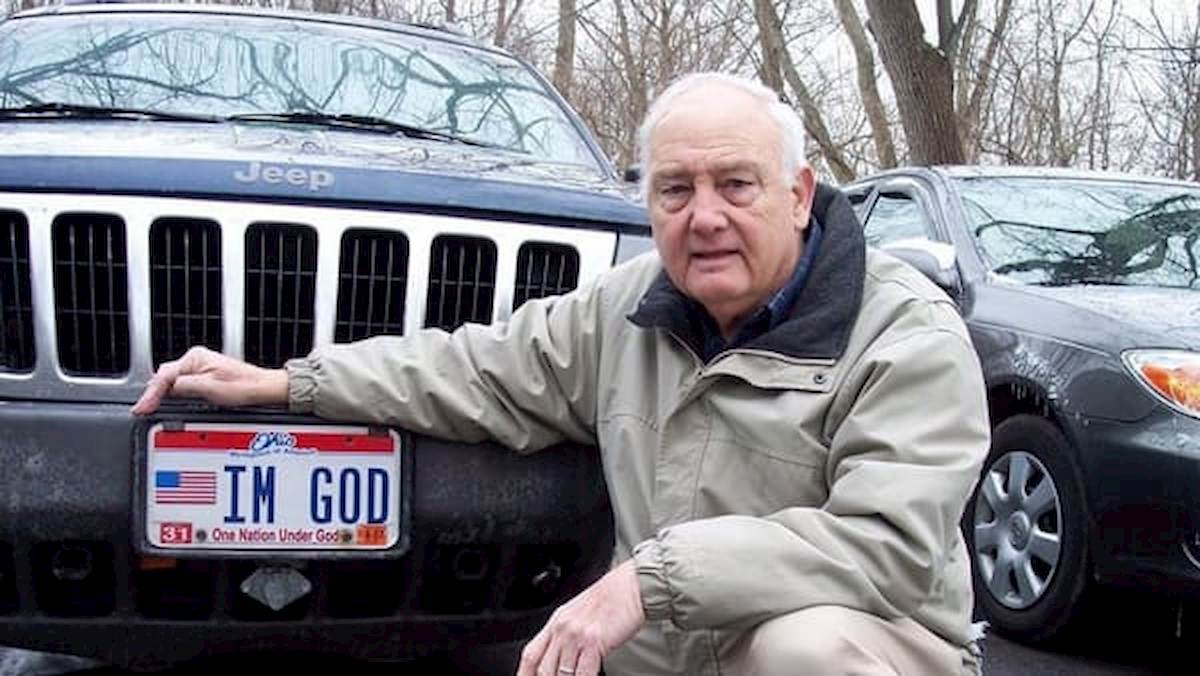 targa personalizzata io sono dio