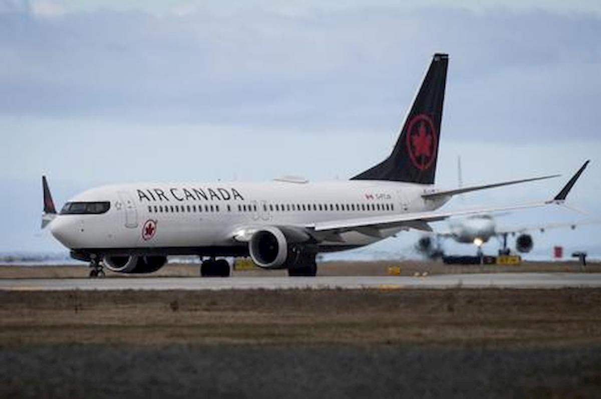 Madrid, Boeing Air Canada vola sulla città per 5 ore: poi l'atterraggio di emergenza