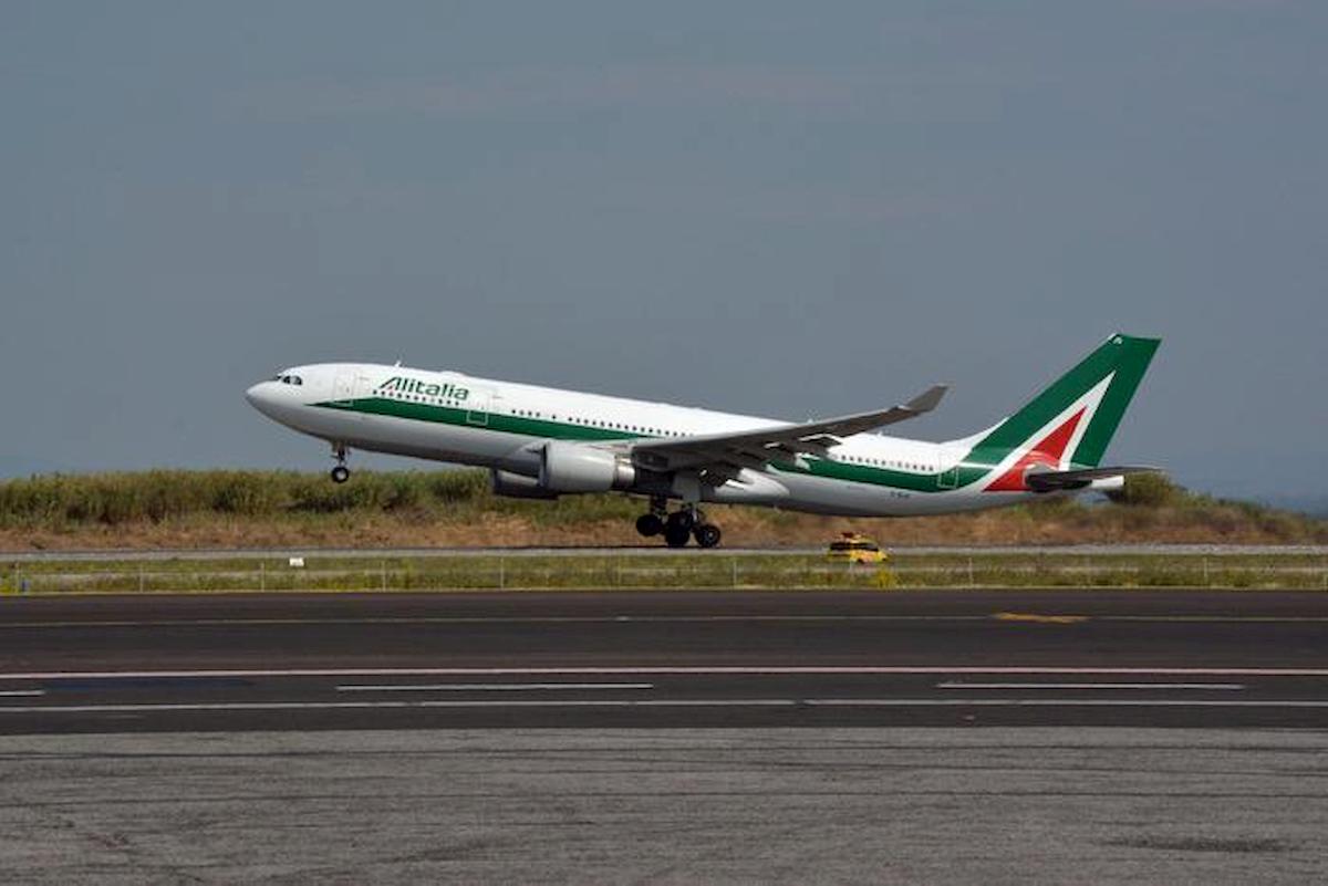 alitalia aereo ansa