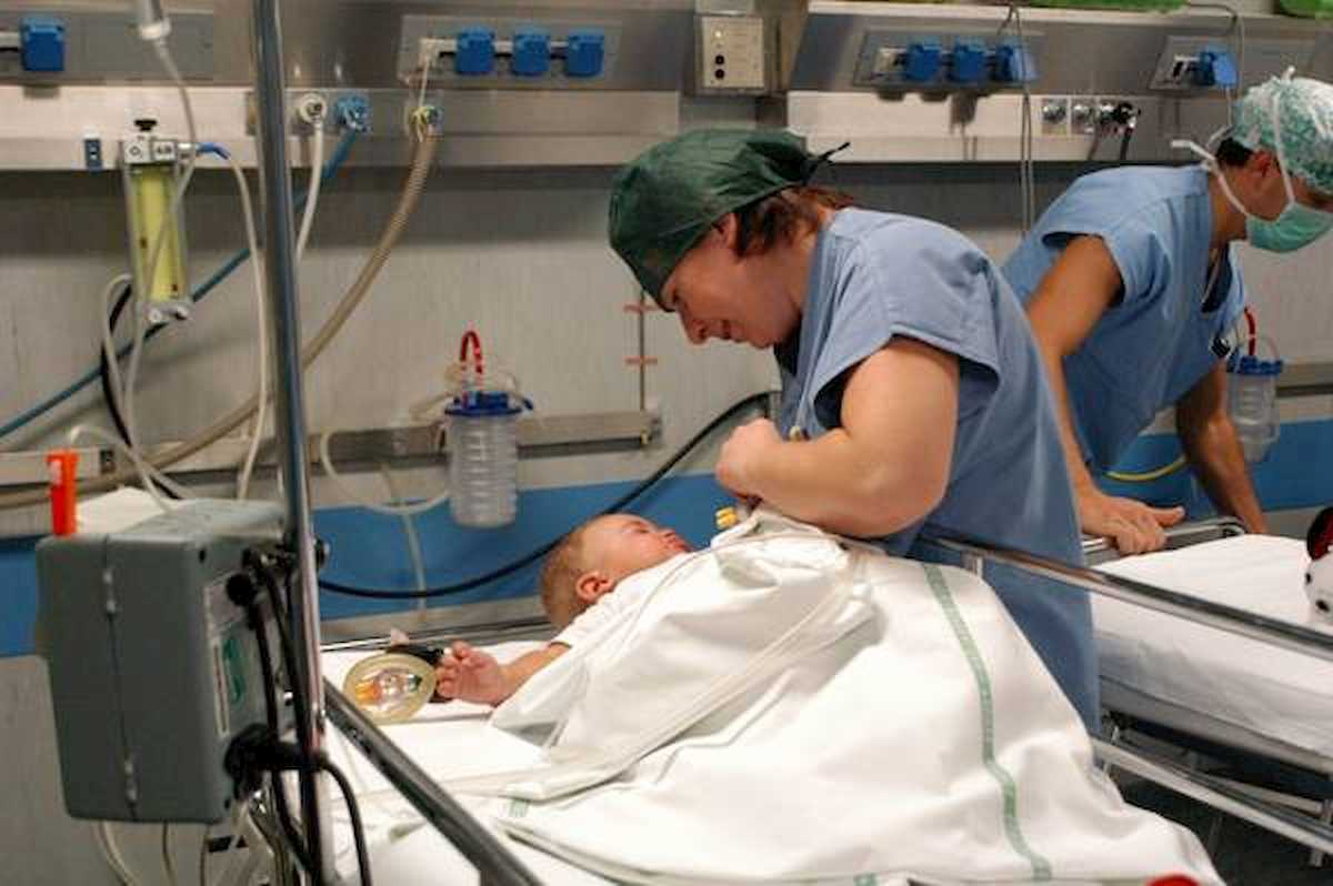 Fine vita, no all'accanimento terapeutico sui bimbi terminali