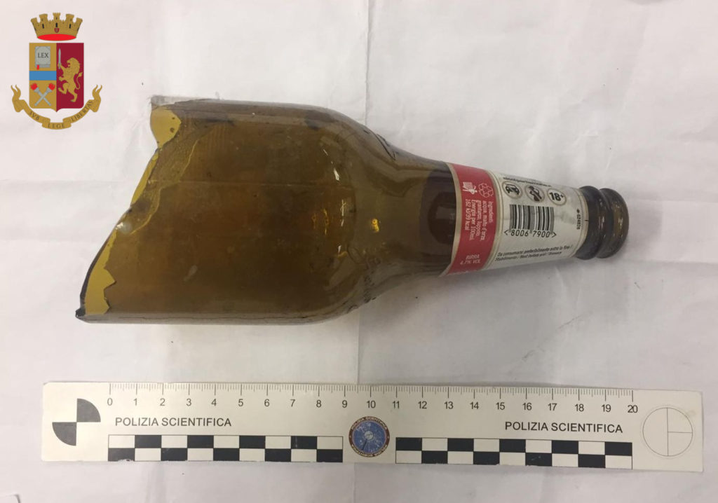 Roma, algerino tenta rapina e ferisce un poliziotto con una bottiglia spaccata