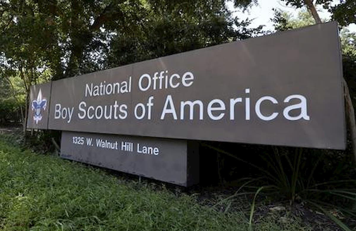 Troppe cause per molestie, i Boy Scouts of America dichiarano bancarotta