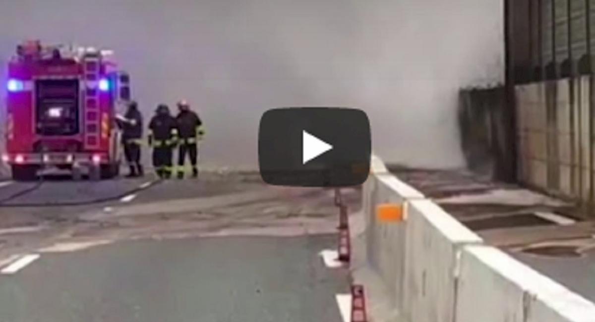 camion fiamme arenzano a10