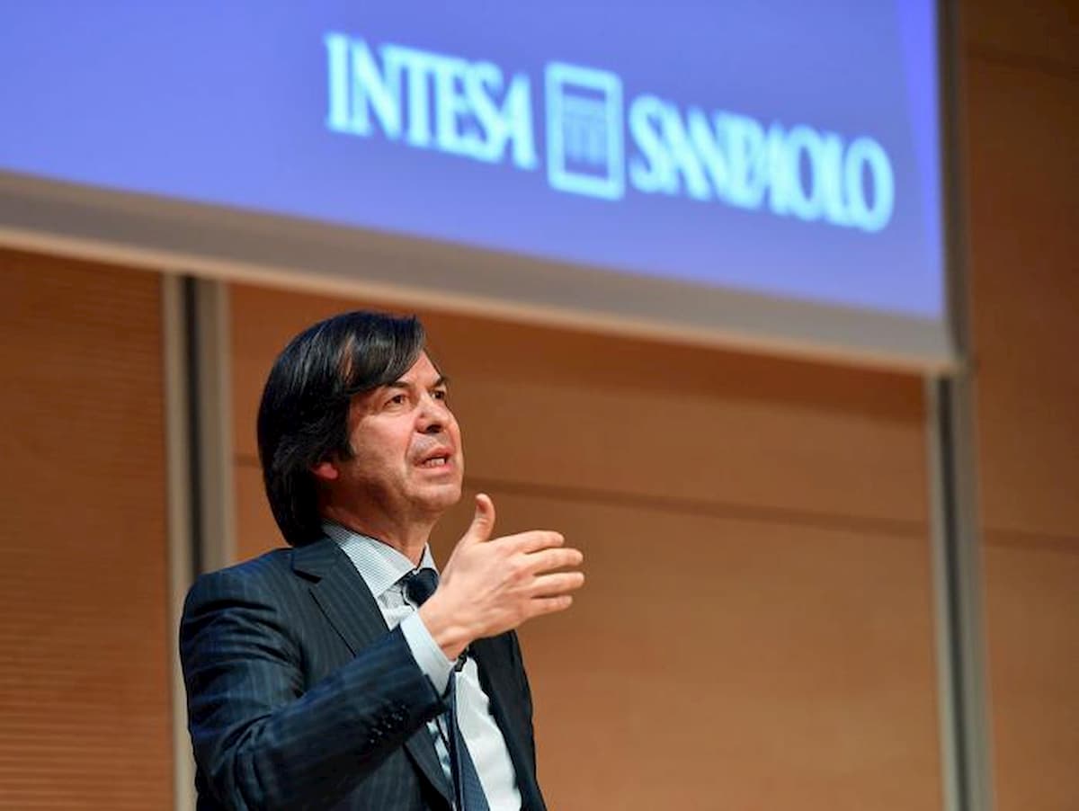 Intesa Sanpaolo lancia l'offerta per Ubi Banca. Nel piano Bper e Unipol