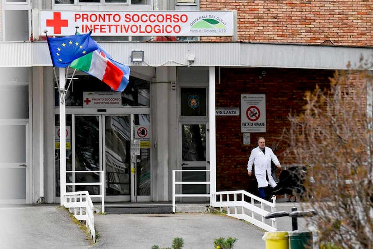 cava de tirreni bimbo 3 anni coronavirus