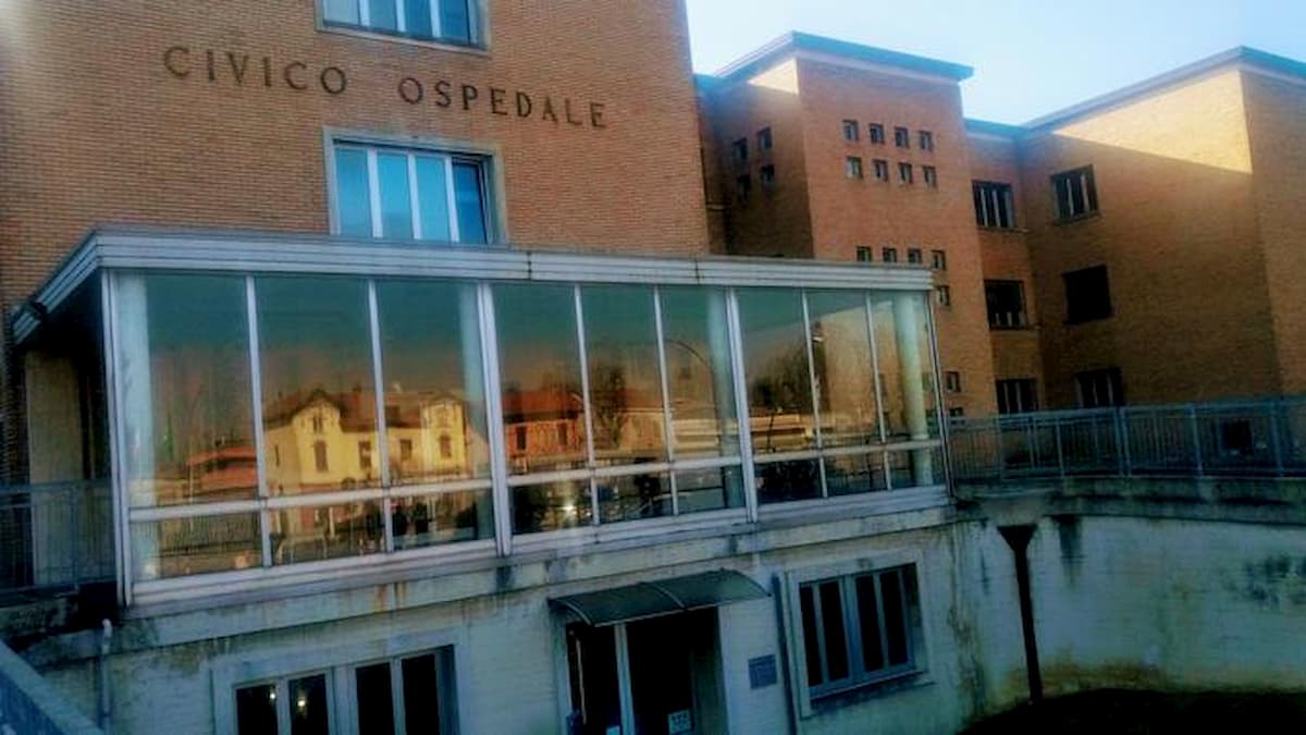 Coronavirus in Lombardia, caccia al paziente zero