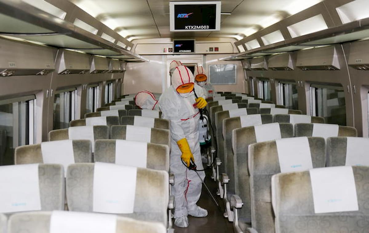 Coronavirus, conto alla rovescia per il ritorno di Niccolò da Wuhan. Sabato mattina a Roma