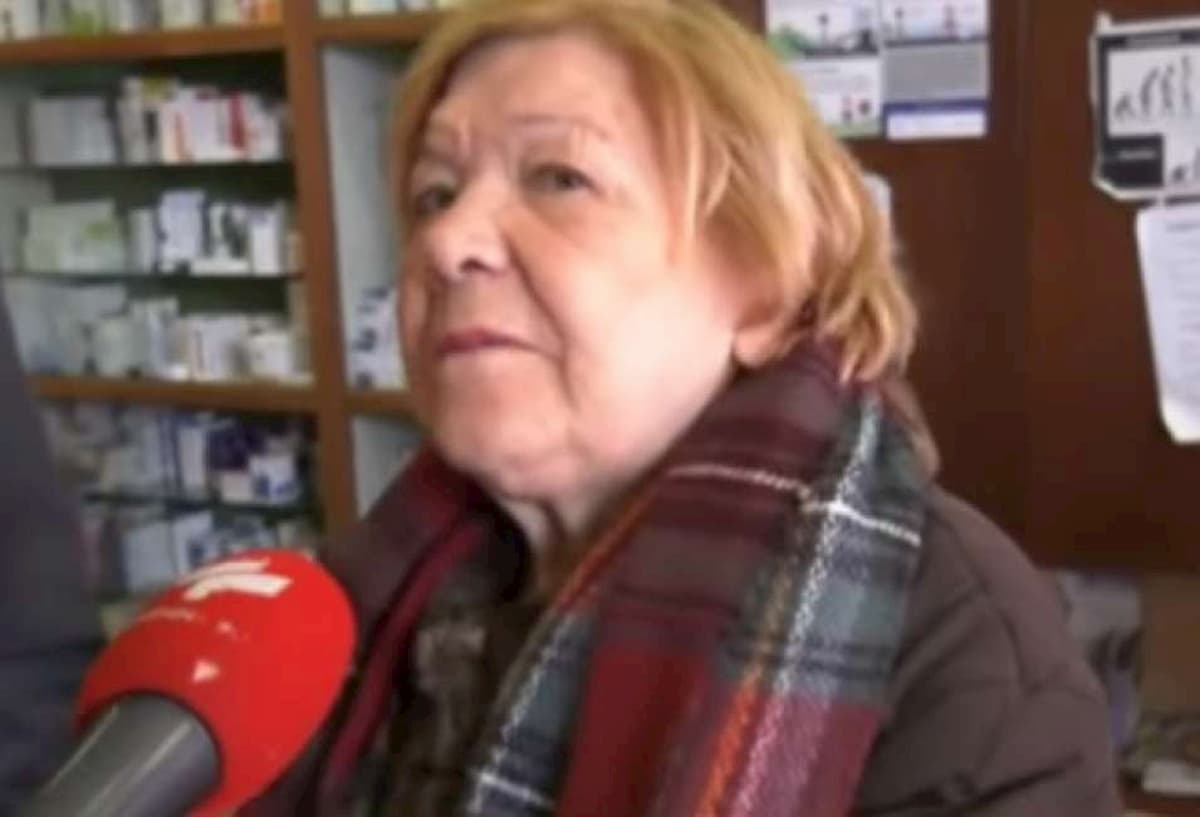 Coronavirus, l'umore dei baresi davanti all'emergenza: "Ho mangiato le cozze ai tempi del colera..." VIDEO