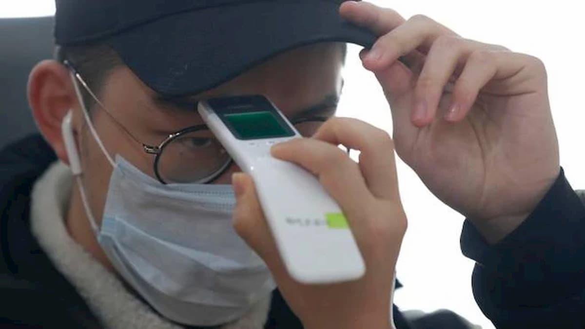 Coronavirus: i residenti cinesi scelgono l'auto quarantena in tutta Italia