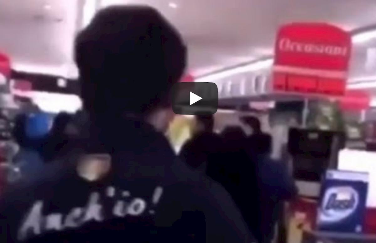 Psicosi coronavirus, scambiato per cinese e aggredito al supermercato: "Vaffa, sono filippino"