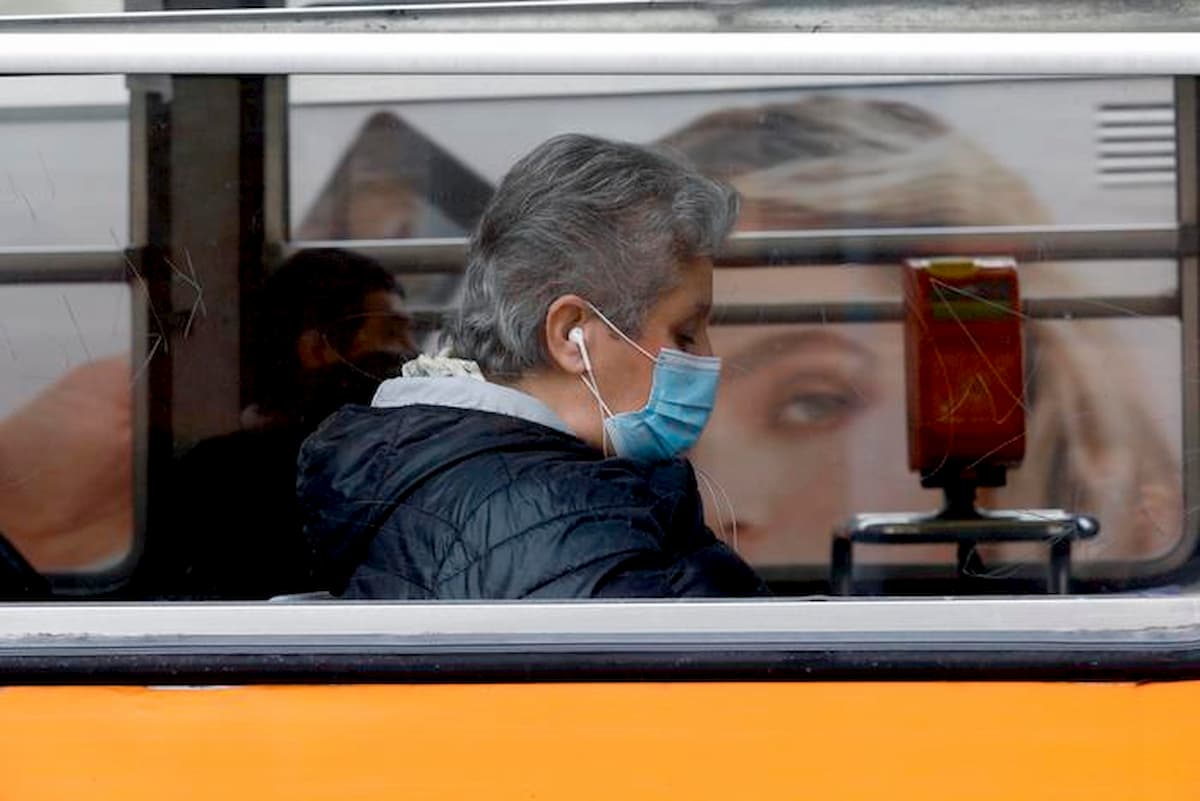 Coronavirus, pronto decreto contro gli sciacalli dell'amuchina. Ma l'Istat non registra aumenti