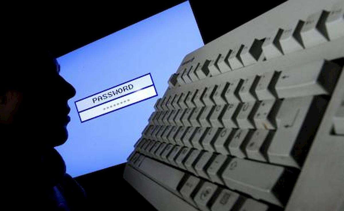 Coronavirus, allarme cybertruffa: si spacciano per funzionari Oms per rubare soldi e dati