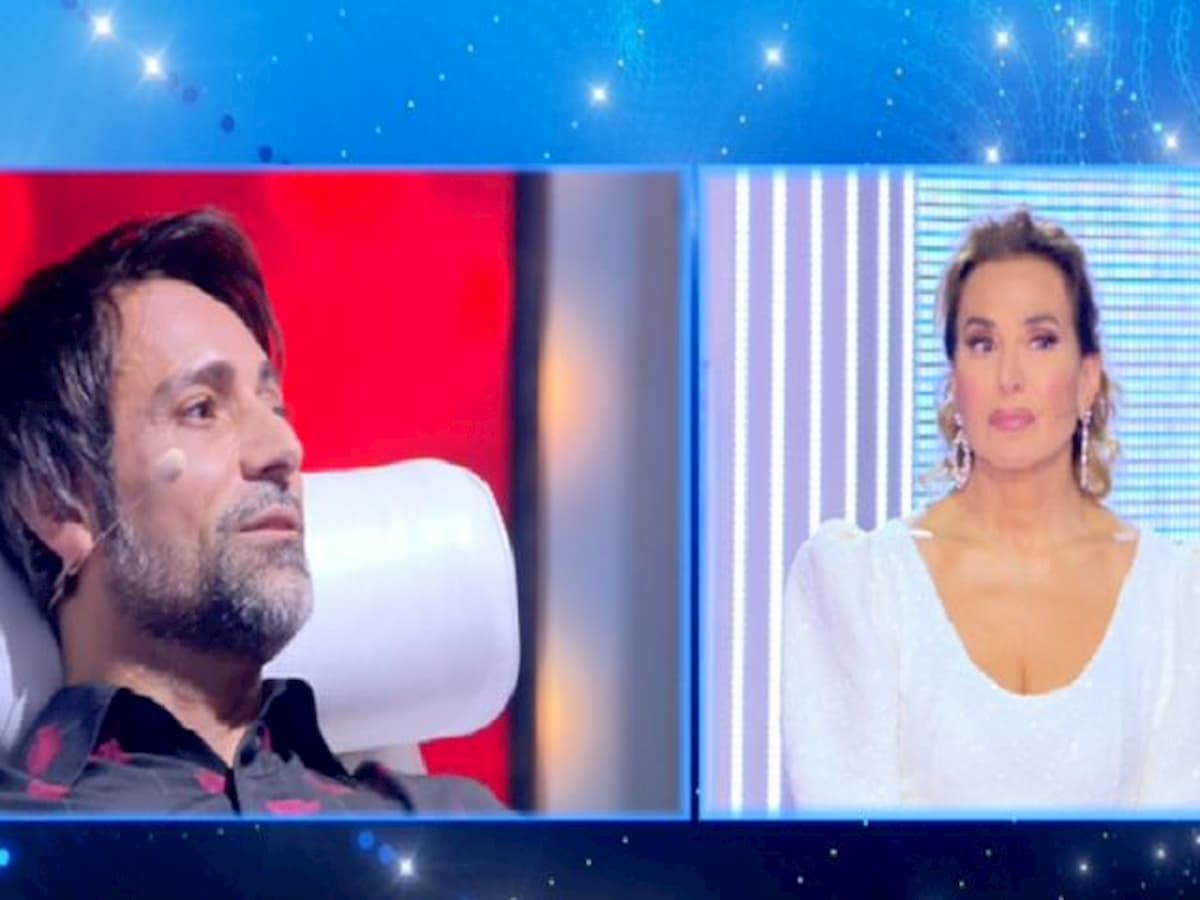 Live-Non è la D'Urso, Barbara D'Urso contro Pietro Delle Piane. E Fiore Argento: "Lui mi disse cosa dire"