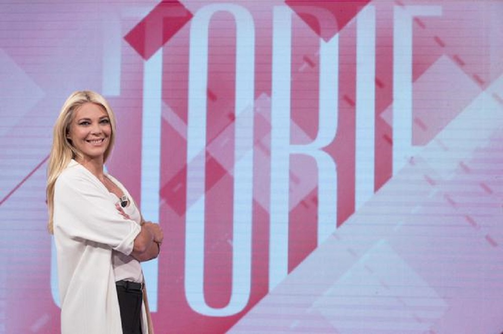 Eleonora Daniele: "Sono rimasta in cinta naturalmente, nessuna cura ormonale"