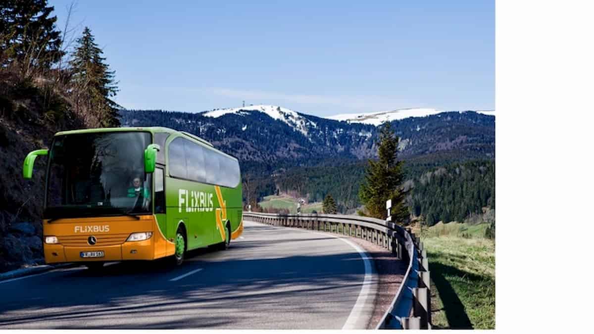 Psicosi Coronavirus: a Lione bloccato pullman dall'Italia settentrionale. E fra 2 giorni c'è la Juve...