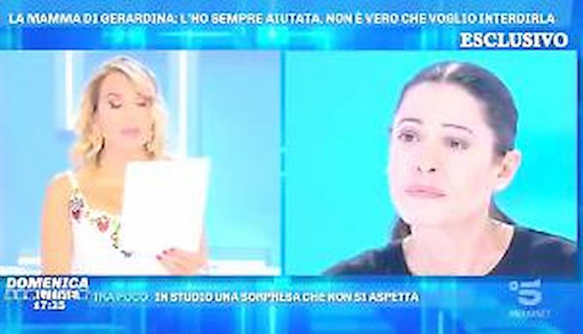 Domenica Live, Gerardina Trovato: "Sono sotto sfratto, vivo con 80 euro al mese della Caritas"