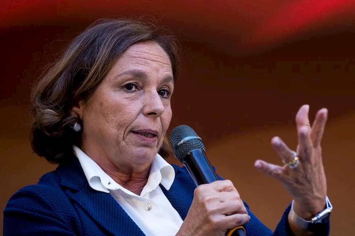 Decreti sicurezza: multe più leggere alle Ong, più rimpatri. Lamorgese cambia ma non cancella Salvini