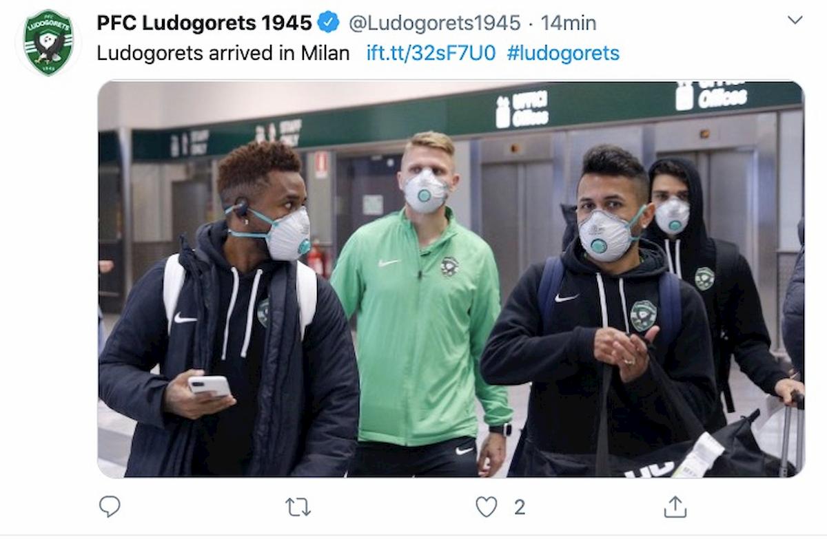Coronavirus, Ludogorets arrivato a Milano con la mascherina FOTO