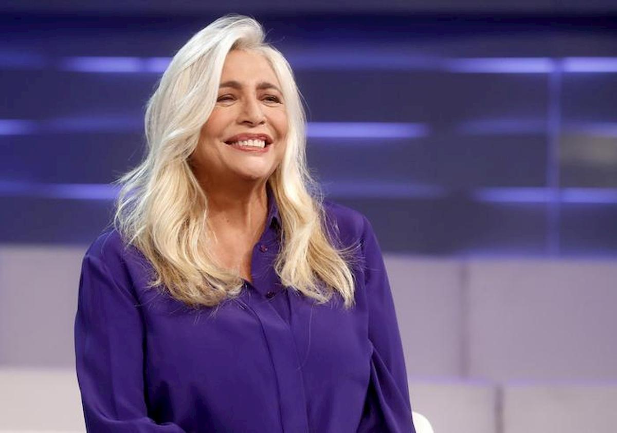 Mara Venier, malore a Domenica In durante la pubblicità: "Stavo per svenire, arrivato il medico"