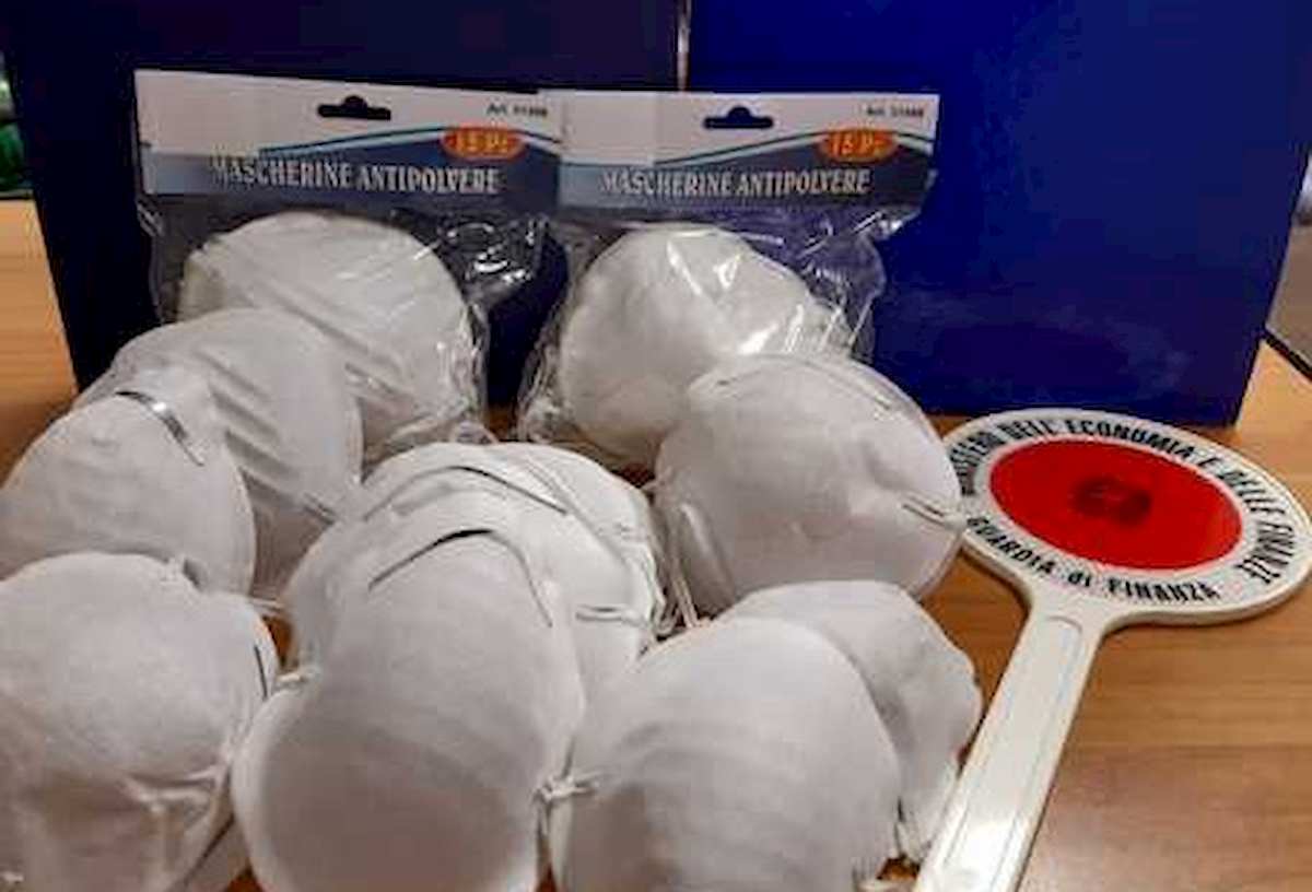 Coronavirus, Antitrust interviene su vendita online di mascherine e gel igienizzanti