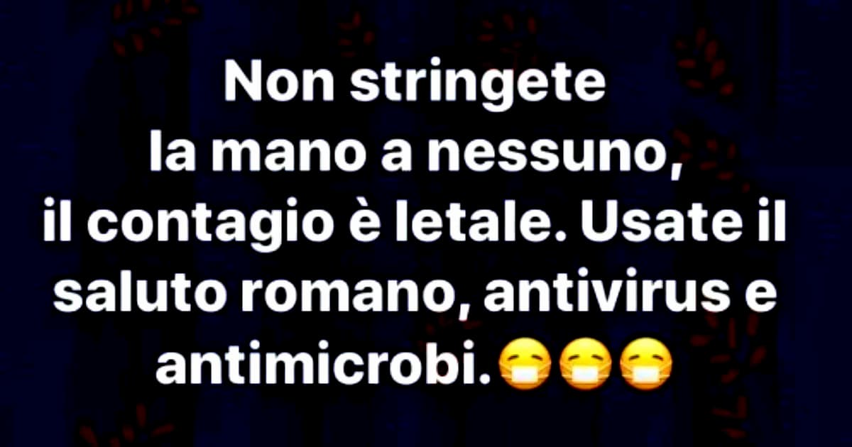 Andrea Nadalini, assessore FdI a Codroipo: "Non stringete la mano, contagio letale. Usate il saluto romano"