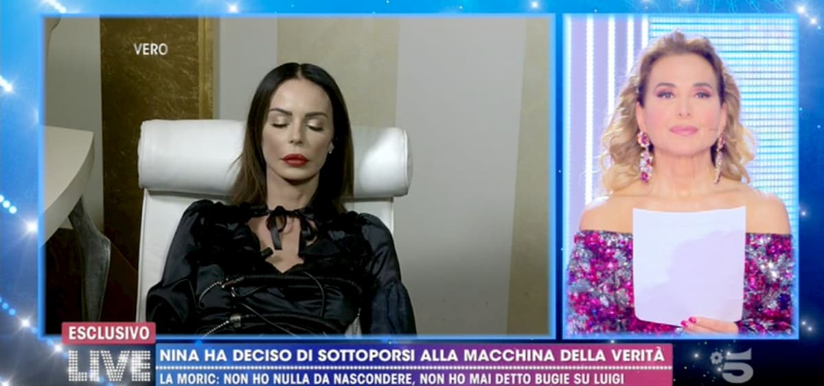 Live Non è la d'Urso, Nina Moric "strana" fa la macchina della verità. Luigi Favoloso: "Nessuno ha controllato se è drogata?"