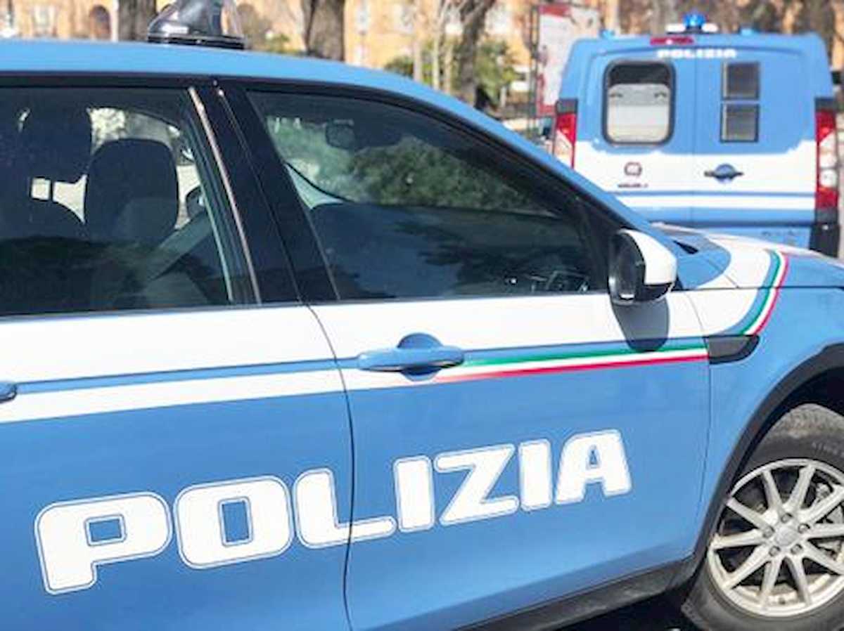 Modena, madre anziana e figlio 56enne trovati morti in casa