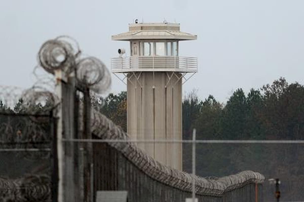 Usa, decapita la ex suocera con un coltello da cucina