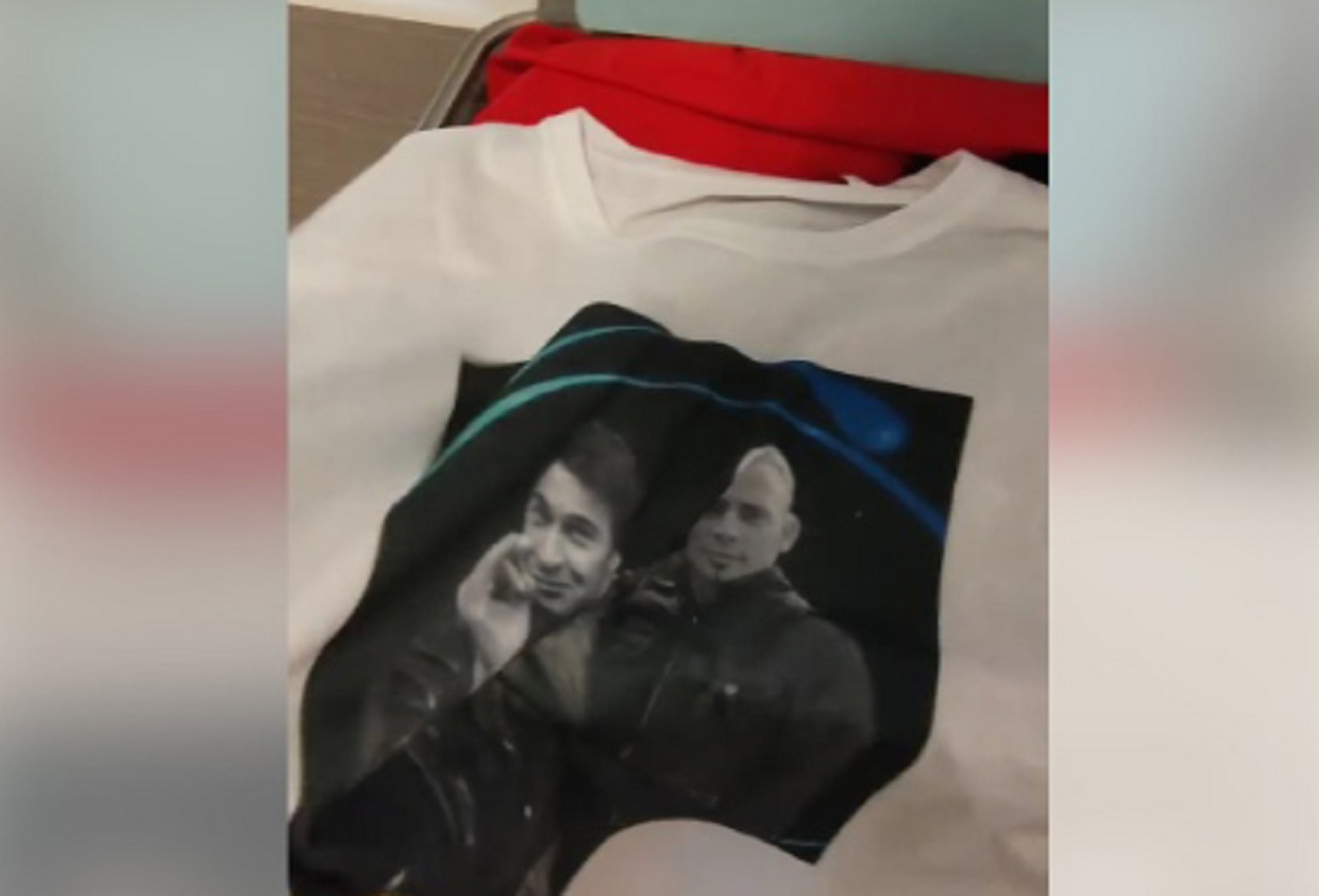 Salvo Veneziano, Facebook