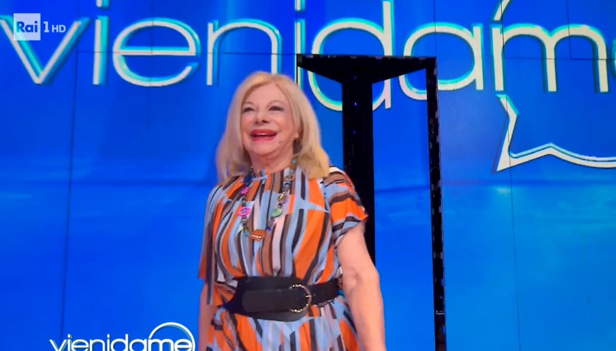 Sandra Milo a Vieni da Me: "L'imitazione di Virginia Raffaele non mi è piaciuta"
