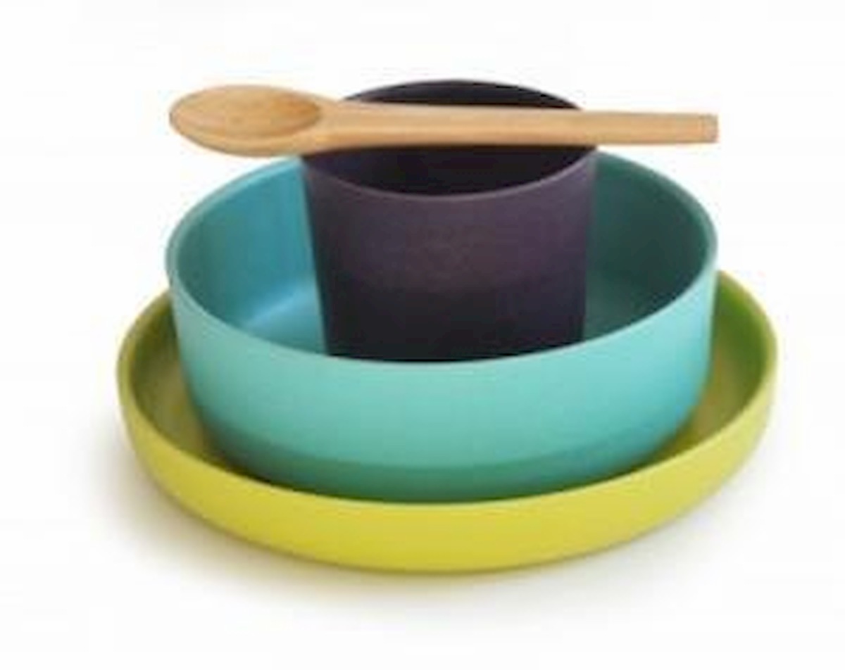 Stoviglie in bambù non sono ecologiche e fanno male alla salute. L'indagine di Altroconsumo