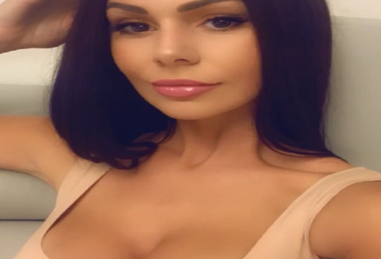 Erjona Sulejmani, Instagram