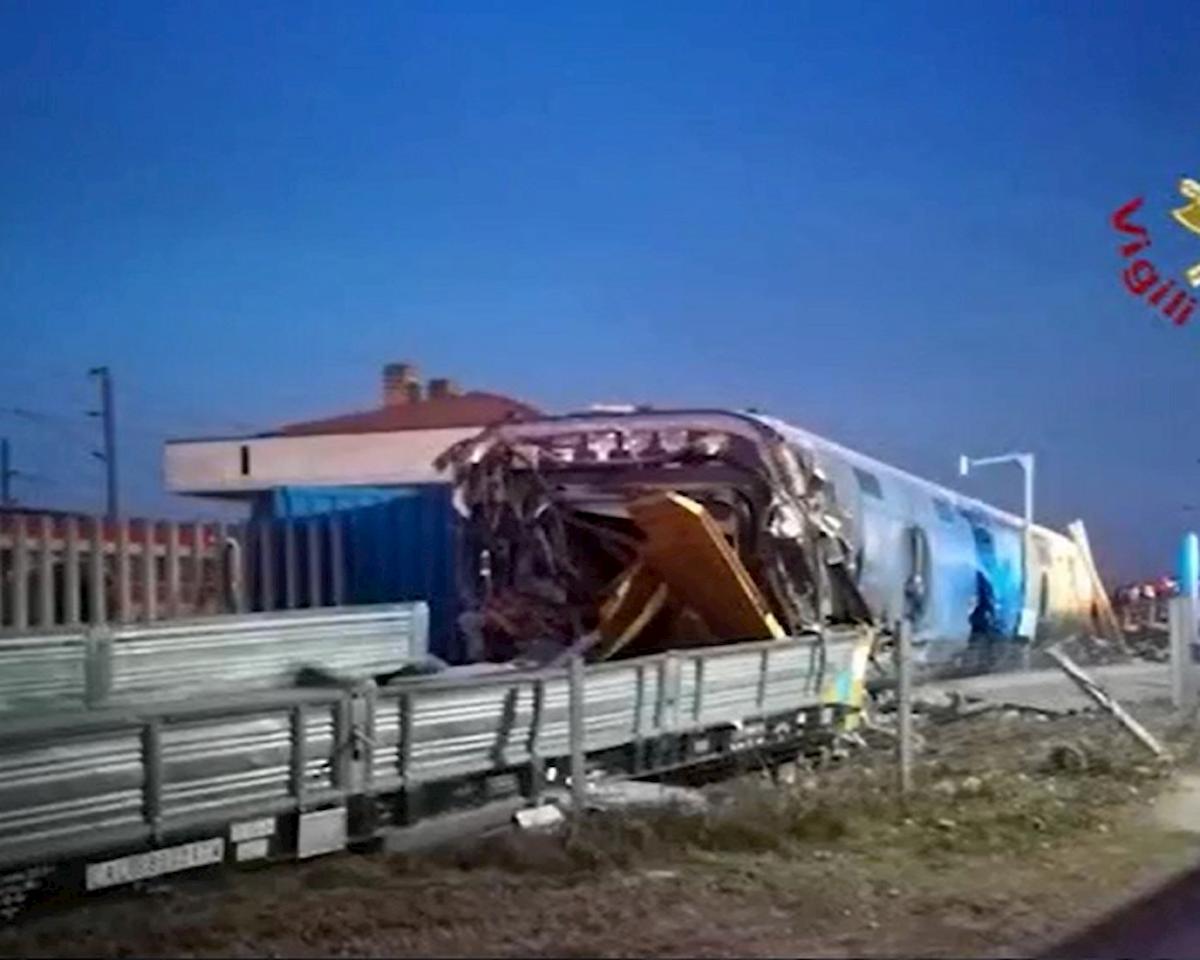 treno deragliato frecciarossa