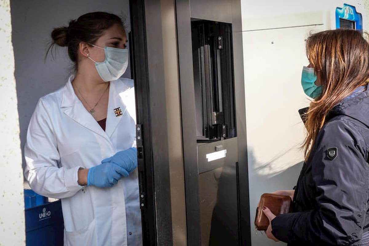 Coronavirus, il Veneto attiva il numero verde 800462340