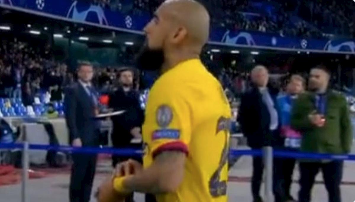 Vidal sfida i tifosi del Napoli: "Forza Juventus"