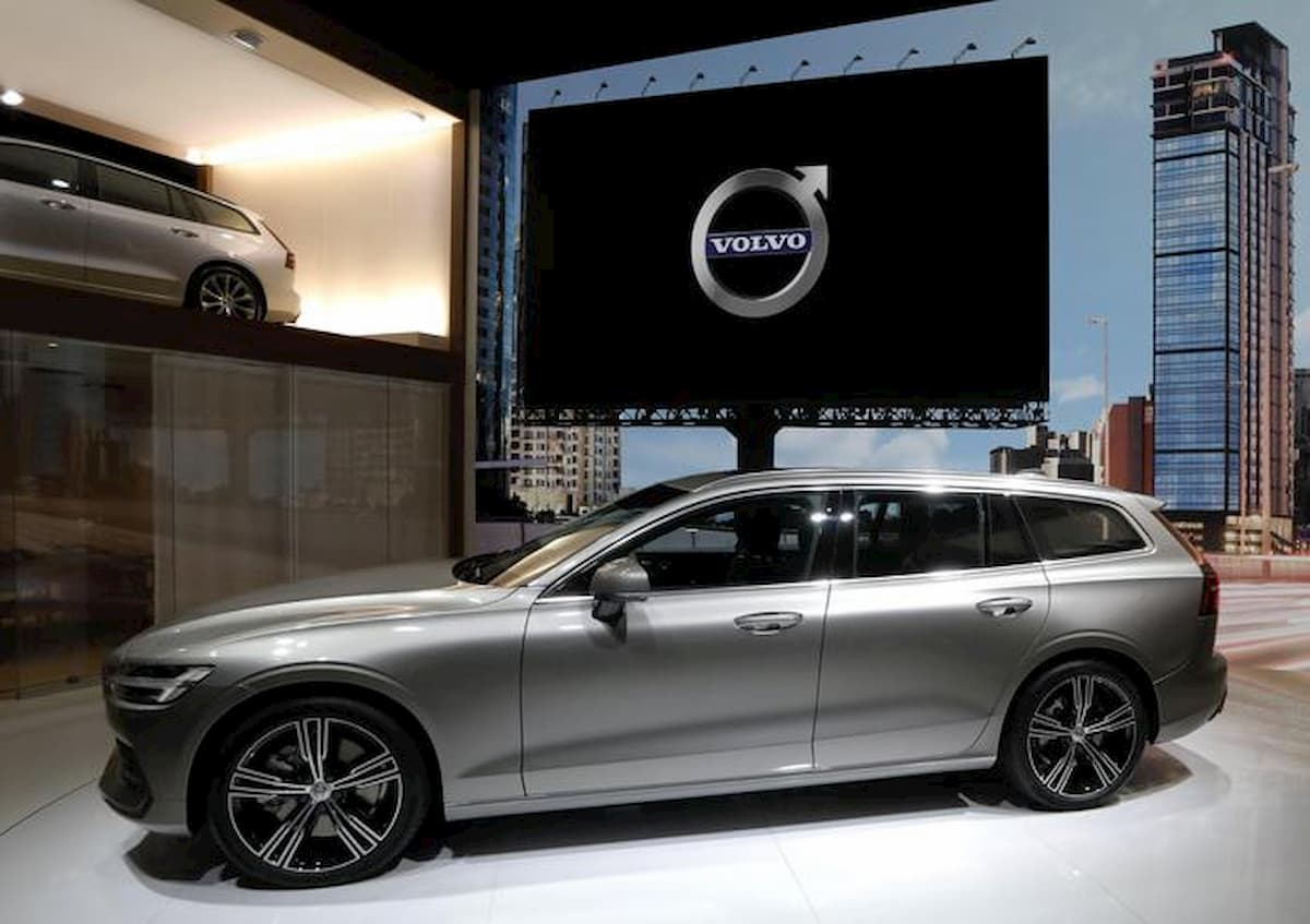 Volvo e la cinese Geely verso la fusione definitiva