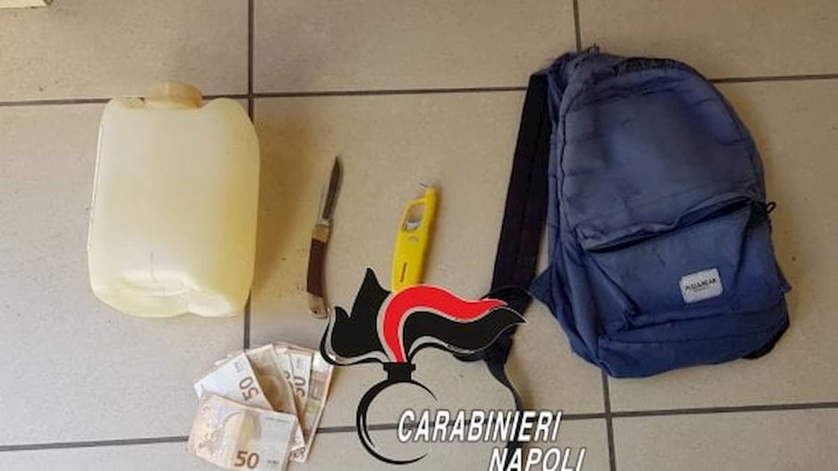 Varcaturo, minaccia di dare fuoco ad una agenzia di vigilanza: arrestato, pretendeva il saldo di un credito