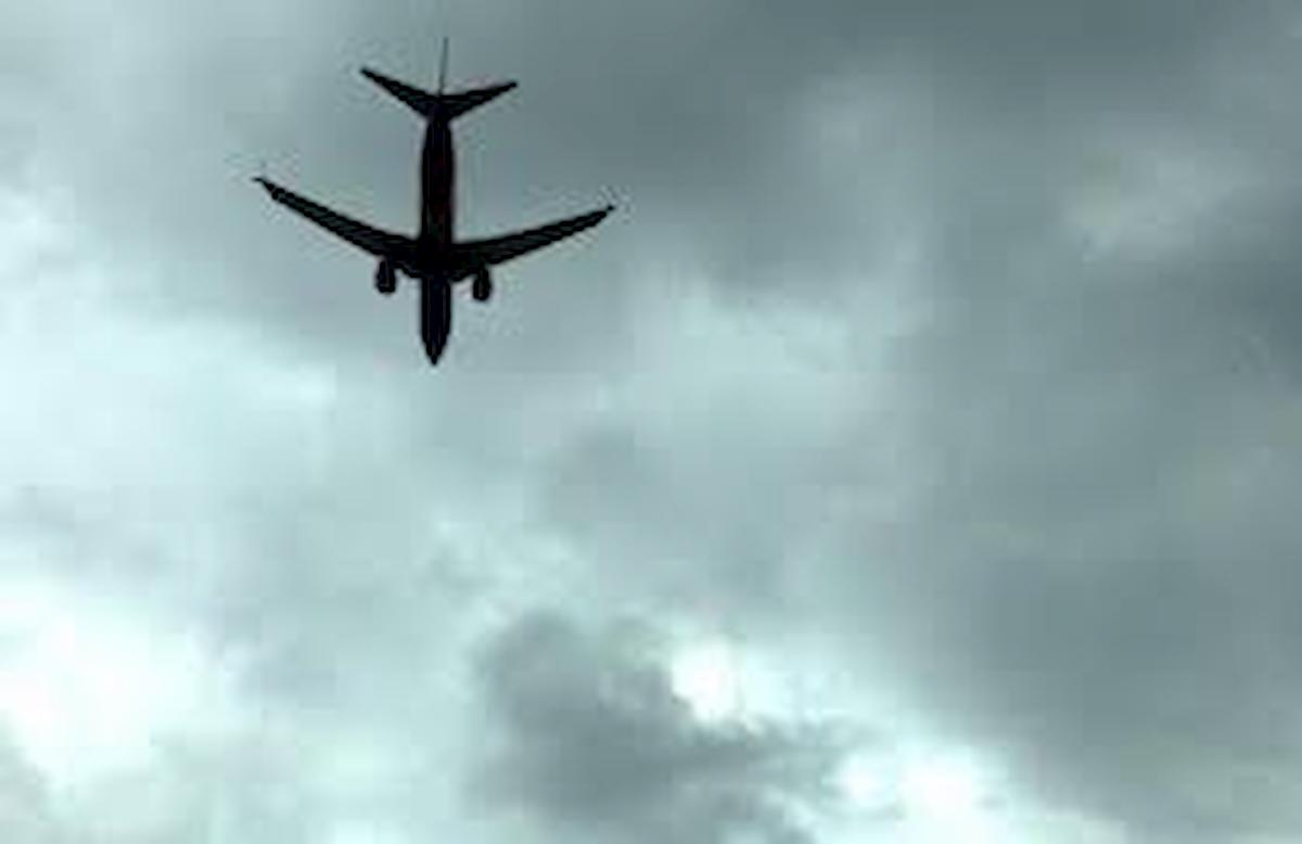 Coronavirus, voli bloccati da e per l'Italia: saltano le partite europee di Roma, Inter e Napoli?