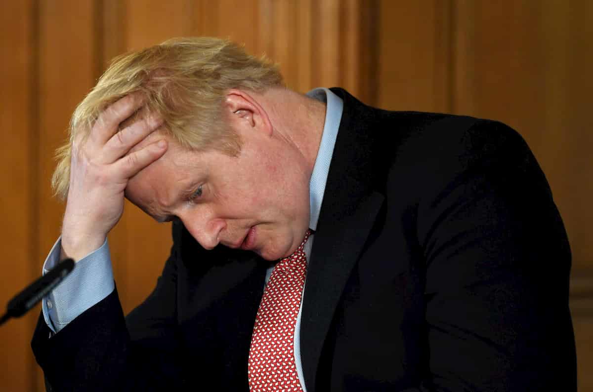 Coronavirus all'inglese secondo Boris Johnson: moriranno in tanti, poi saremo immuni