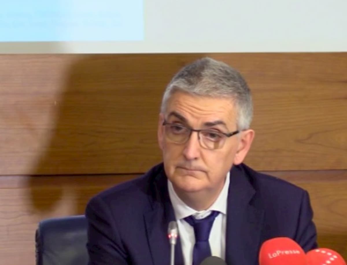 Coronavirus, 3.916 malati, 197 morti, 523 guariti. Brusaferro (Iss): "Lombardia zona rossa? Stiamo valutando"