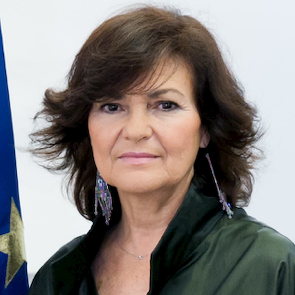 Coronavirus, in Spagna la vice premier Calvo ricoverata per crisi respiratoria: si attende l'esito del tampone