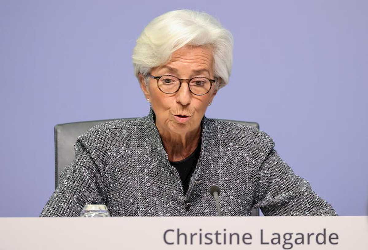 Coronavirus, Bce lancia quantitative easing da 750 miliardi contro la pandemia