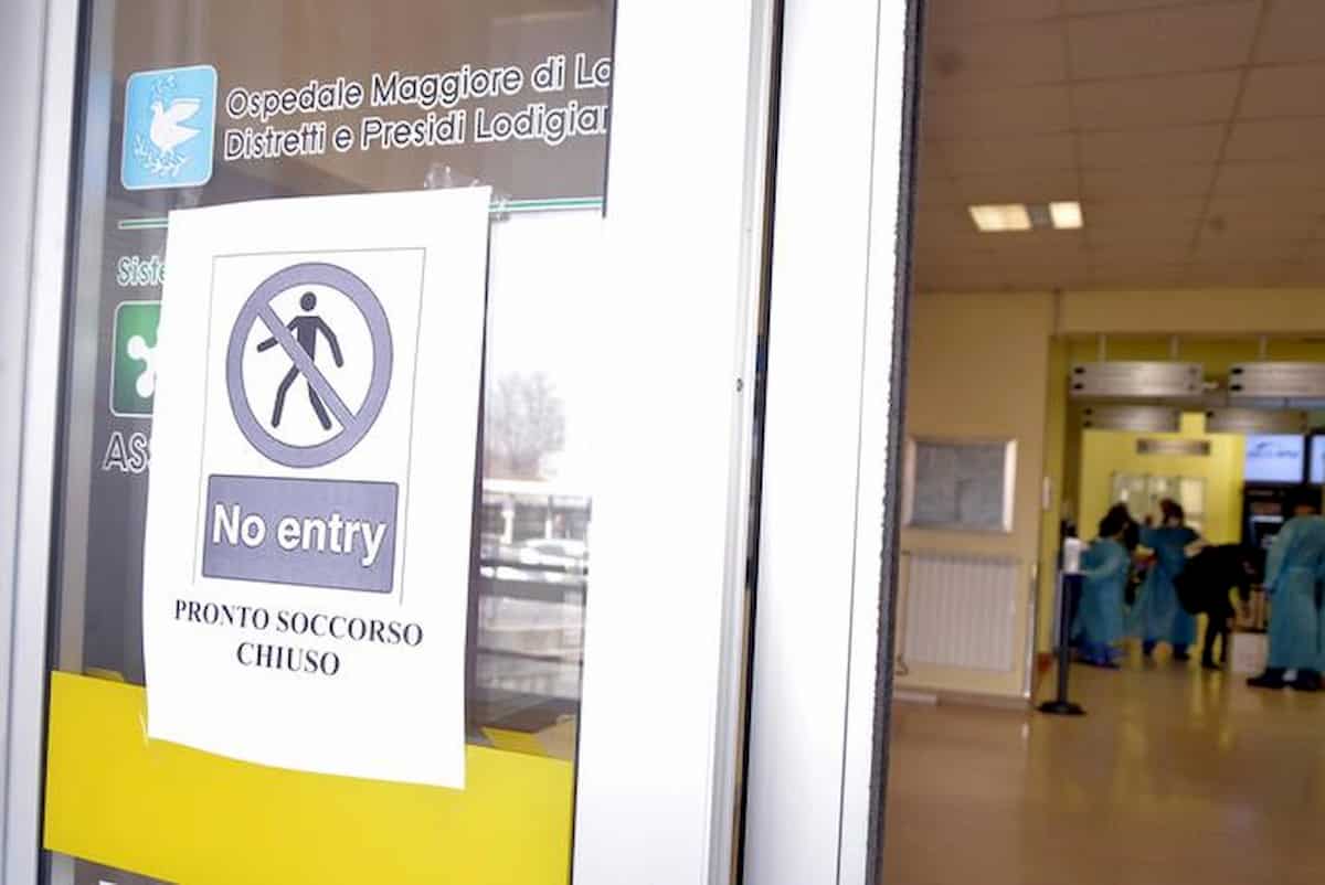 Coronavirus in Italia, un metro più in là e scusi l'asocialità. Italia, io speriamo che me la cavo