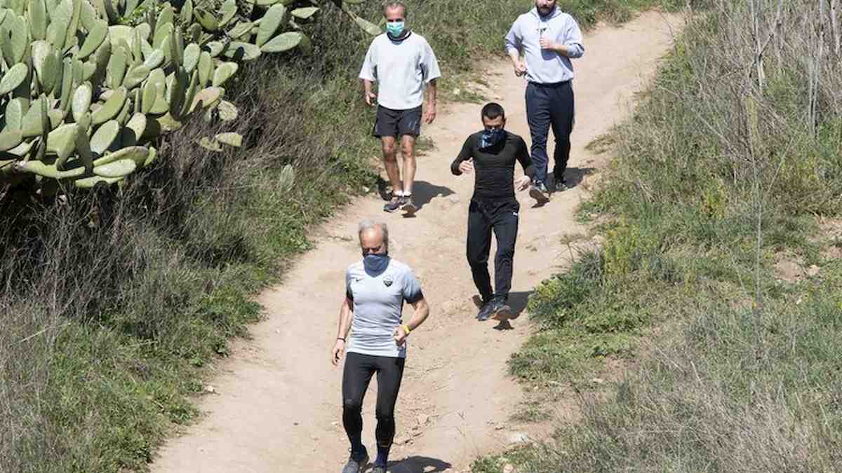 Coronavirus, sport all'aperto si può da soli e vicino casa. Nuova ordinanza governo 01