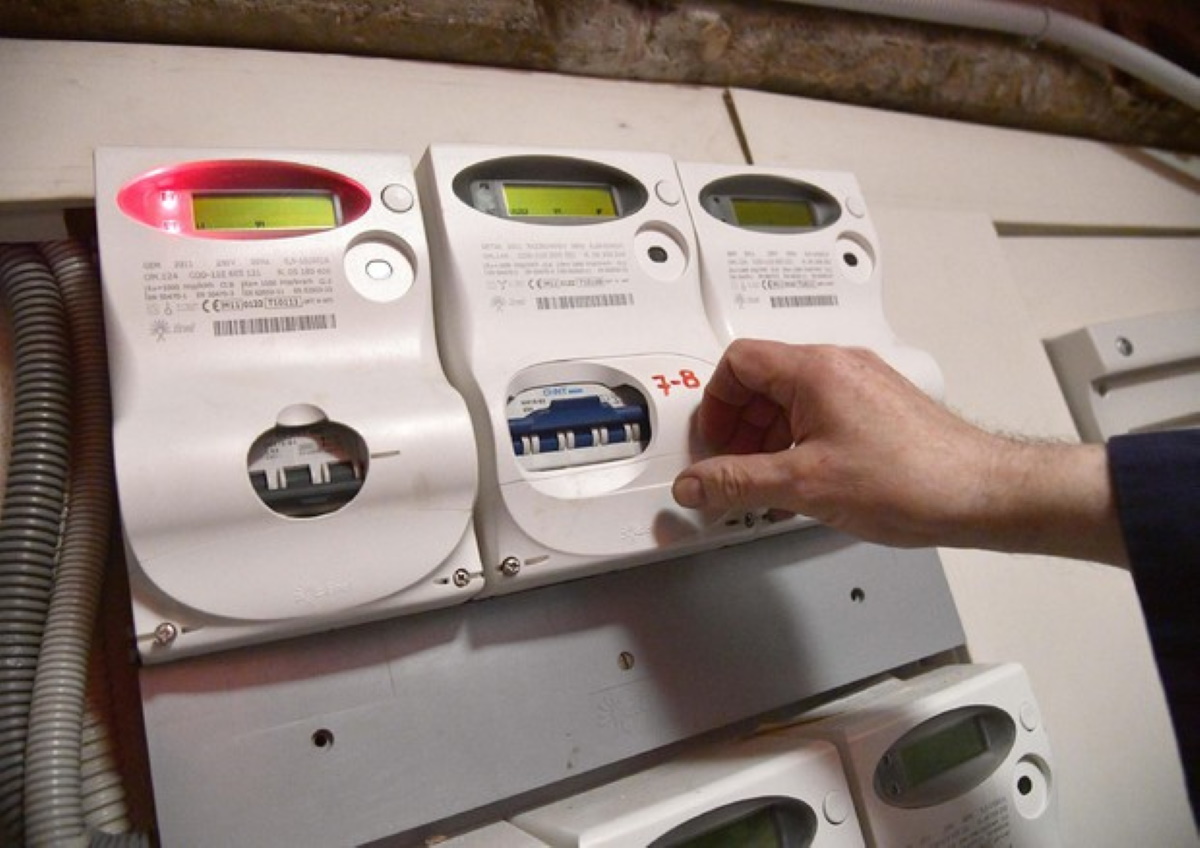 Coronavirus, autorità energia: rinvio distacchi per morosità al 3 aprile