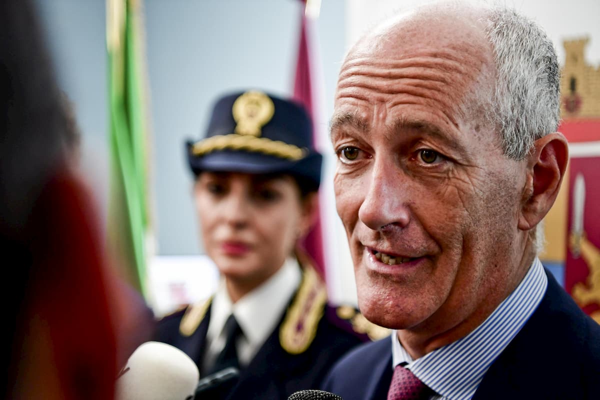 Coronavirus, cambia ancora il modulo per la autocertificazione