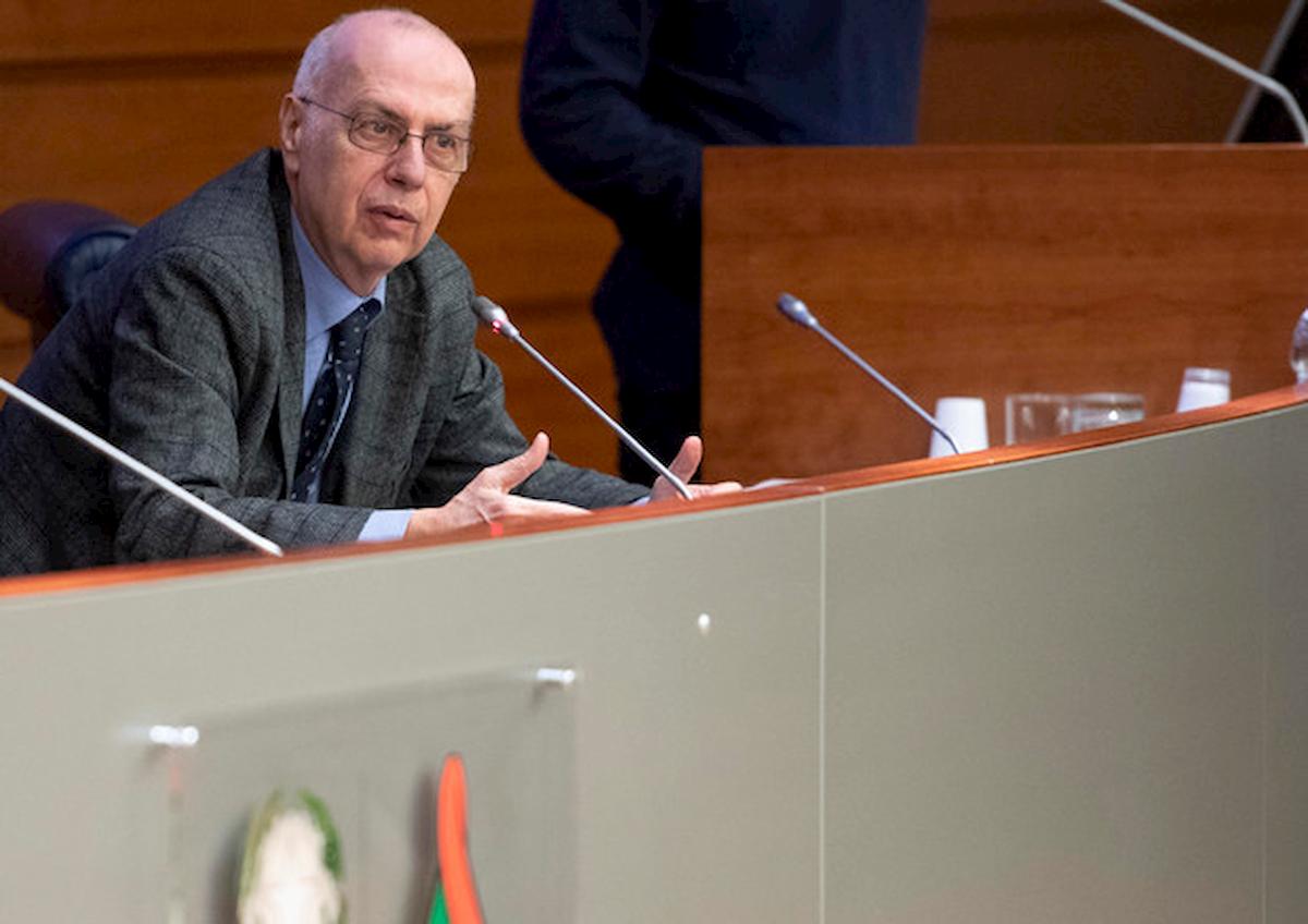 Coronavirus, Rezza (Iss) smentisce Imperial College: "6 mln di italiani infettati? Improbabile"