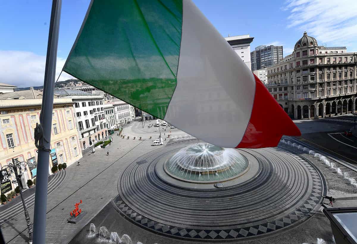 Caserta, la Polizia ricorda Maria Sparagana, voce del 113 morta per coronavirus