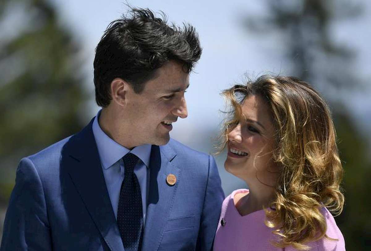 Coronavirus, Justin Trudeau in autoisolamento. La moglie Sophie positiva